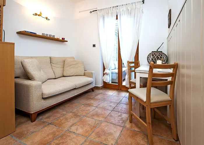 Monte Holiday Home With Jacuzzi