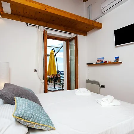 Monte Holiday Home With Jacuzzi Rovinj Exterior photo