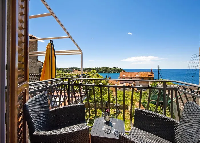 Monte Holiday Home With Jacuzzi