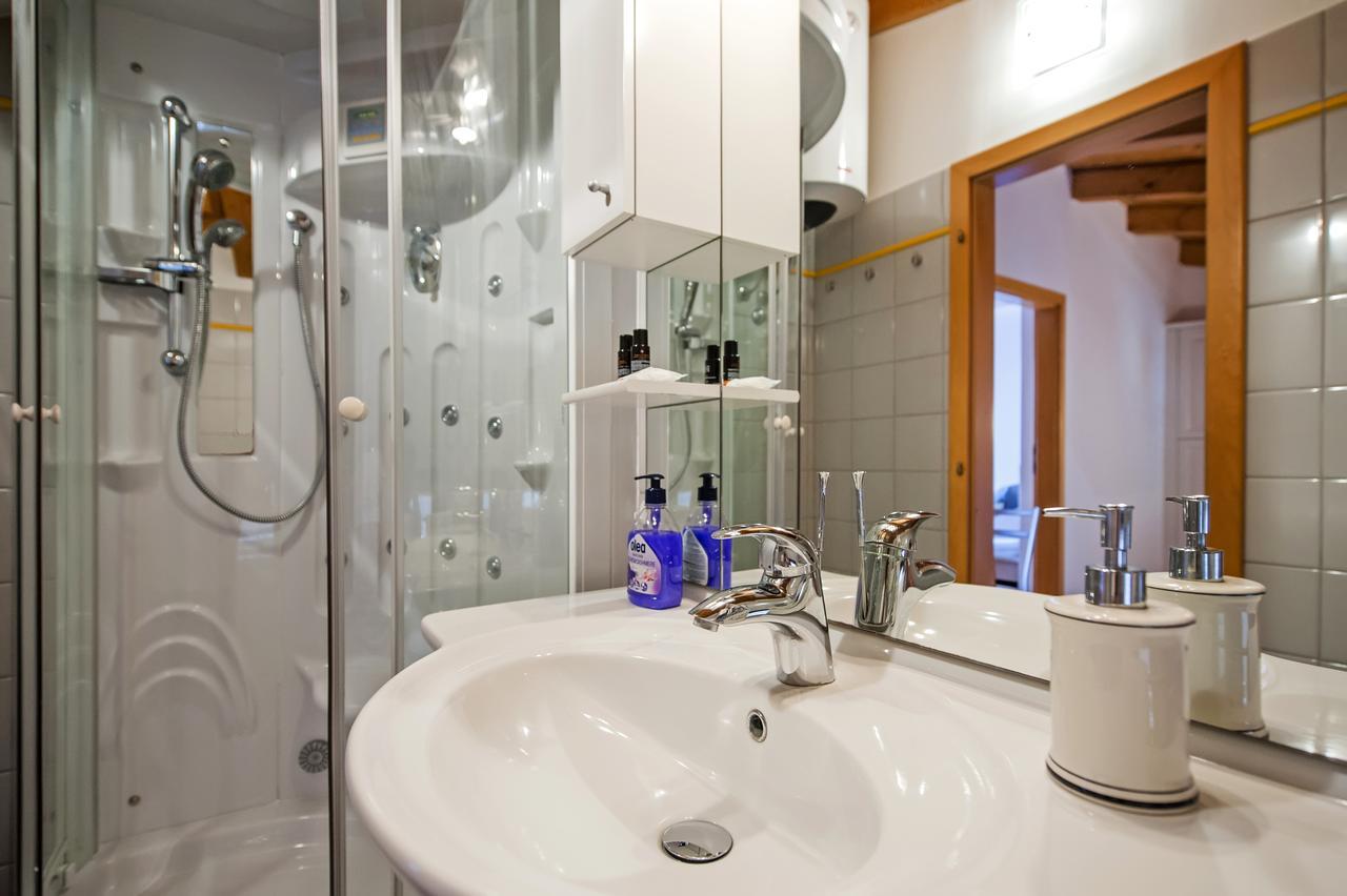 Monte With Jacuzzi Holiday home